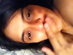 Indian cutie masturbate for you