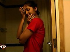 hot sexy indian amateur babe divya in shower